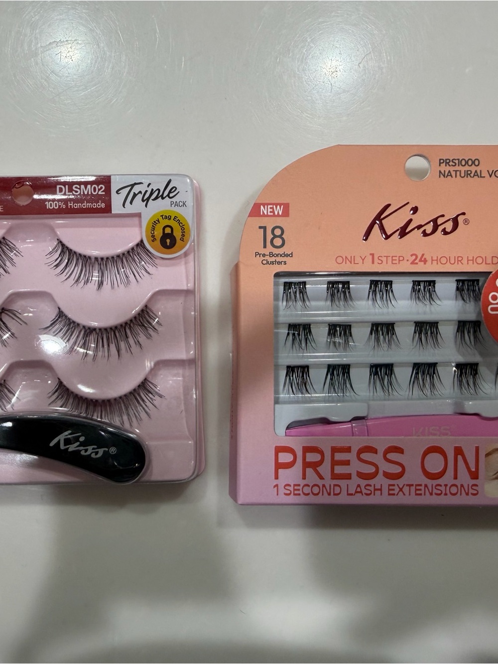 Kiss Press-On Lashes Duo Pack with Pink Applicator - Black